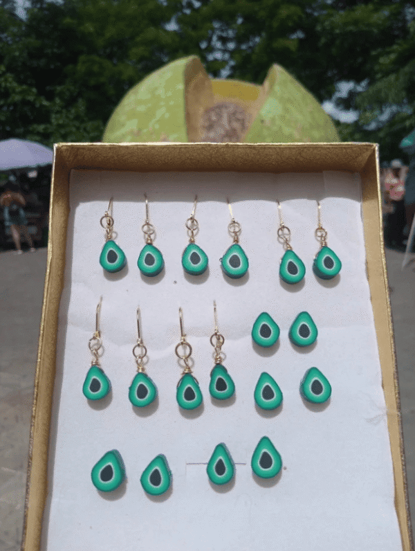 AGUACATE 4