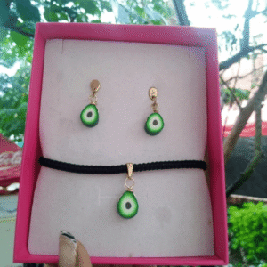 AGUACATE 3